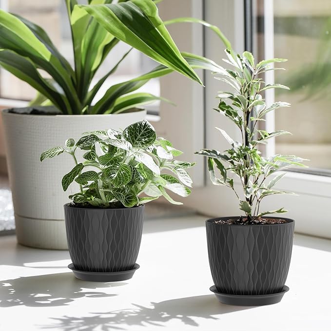 7 inch Plant Pots, 5 Pack Flower Pots with Drainage Holes and Saucers for Indoor Plants, Plastic Planters with Water Ripple for Small Garden House Plants, Nursery Pots for Succulent, Black WSMKSZ
