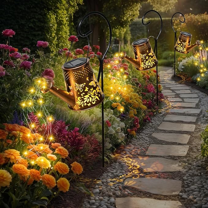 Fohil Solar Watering Can with Lights, Retro Metal Solar Garden Lights Outdoor, Waterproof Hanging Solar Powered Lantern Garden Decorations for Porch Lawn Driveway Backyard Pathway Fohil