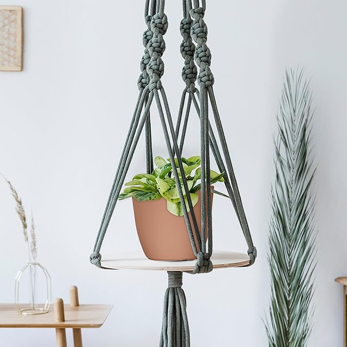 Utopia Home - Plastic Terracotta Pots with Drainage - 7/6.6/6/5.3/4.8 Inches Flower Pots for Indoor Planter - Pack of 5 Plastic Planters, Cactus, Succulents Pot UTOPIAHOME