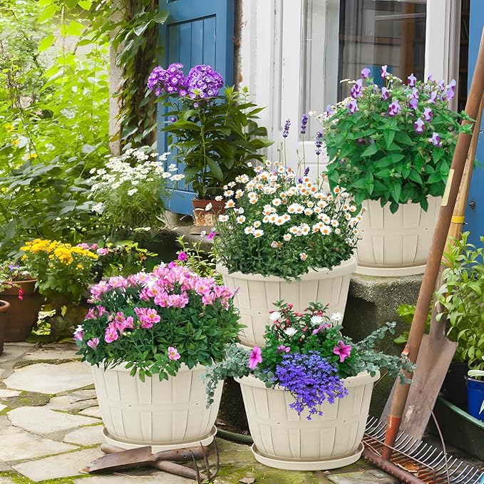 Quarut Plant Planters Pots Set of 4 Pack 16 Inch,Large Plastic Flower Pot for Indoor Plants with Drainage Holes & Trays, Whiskey Barrel Planters with Saucer for House Outdoor Garden Plant(White) Quarut