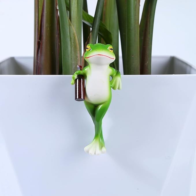 Miniature Frog Figurines Plant Decorations for Pots, Small Frog Statue Outdoor Gifts Women Garden Decor Planter Hugger for Flower,Yard,Lawn Ornament,2.82"x1.12"x5.22 Suqorinp