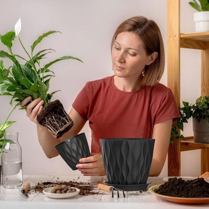 7 Inch Plant Pots 5 Pack, Flower Planters with Drainage Holes and Trays,Plastic Pots for Indoor Outdoor Plants,Black SQKH