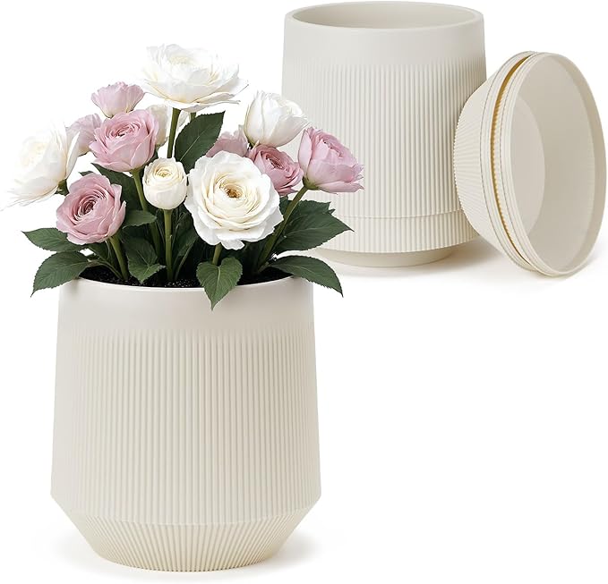Plant Pots，Set of 3 Plastic Pots for Indoor Plants,Flower Pots Outdoor Planters with Drainage Hole and Seamless Saucer,Milky-Yellow Rootora