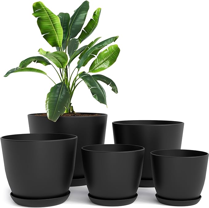 Utopia Home - Plant Pots Indoor with Drainage - 7/6.6/6/5.3/4.8 Inches Flower Pots for Indoor Planter - 5 Pack Plastic Planters - Ideal for Stocking Stuffers or Home Christmas Decorations - Black UTOPIAHOME
