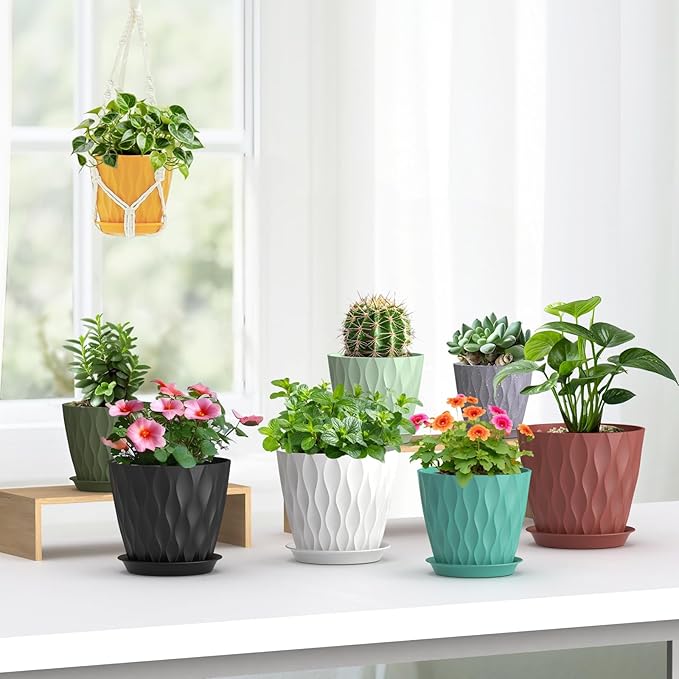 7/6.5/6/5.5/5/4.5/4 inch Plant Pots for Indoor Outdoor Plants, 7 Pack Thick Flower Pots with Drainage Holes and Saucers, Modern Wave Texture Plastic Planter Pots for Nursery, Succulent, White Meowell