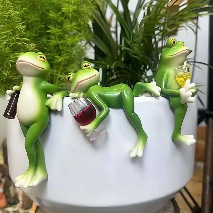3 PCS Tipsy Frog Statues Pot Hugger Decorations for Plant, Miniature Frog Garden Decor Outdoor Women Gifts Frog Figurines Plant Hangers Decor for Flower,Yard,Lawn Ornament Suqorinp