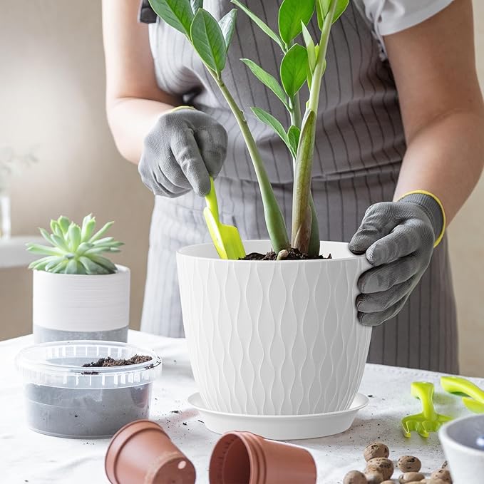 7 inch Plant Pots, 5 Pack Flower Pots with Drainage Holes and Saucers for Indoor Plants, Plastic Planters with Water Ripple for Small Garden House Plants, Nursery Pots for Succulent, White WSMKSZ