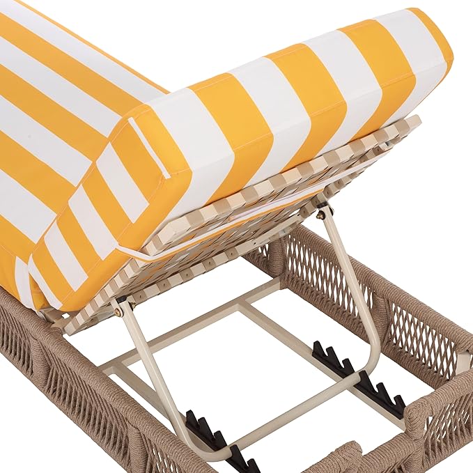 SAFAVIEH Outdoor Collection Gillian Heather Tan & Yellow Stripe Chaise Lounge Chair (Fully Assembled) SAFAVIEH