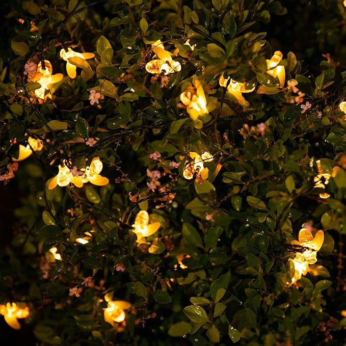 Brightown Solar Bee String Lights Outdoor 31FT 50 LED Honeybee Fairy Lights with 8 Lighting Modes, Waterproof Solar Bumble Bee for Patio Yard Garden Grass Wedding Christmas Party Decor, Warm White Brightown