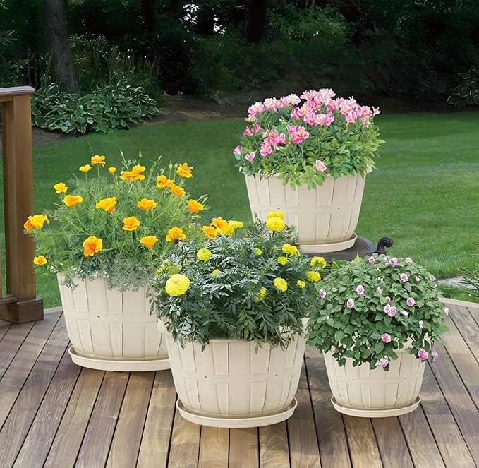 Quarut Plant Planters Pots Set of 4 Pack 16 Inch，Large Plastic Flower Pot for Indoor Plants with Drainage Holes & Trays, Whiskey Barrel Planters with Saucer for House Outdoor Garden Plant（White） Quarut