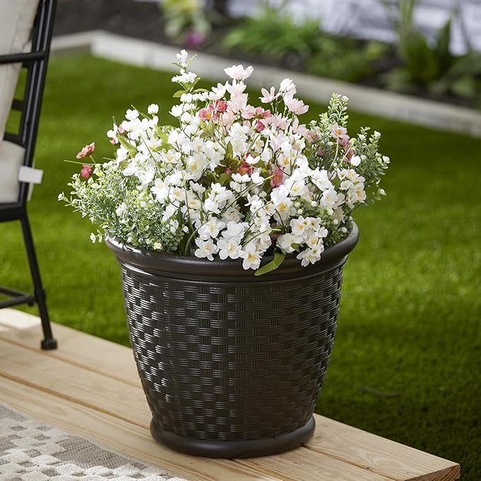 Suncast Sonora 18 Inch Lightweight Durable Plastic Wicker Decorative Flower Planter Pot for Yard, Garden, Indoor or Outdoor Use, Brown Suncast
