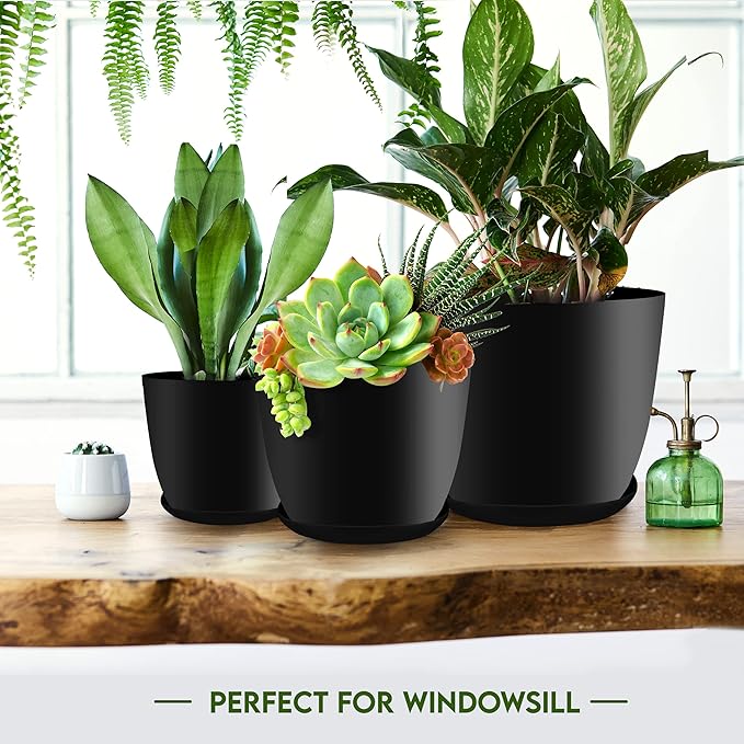 Utopia Home - Plant Pots Indoor with Drainage - 7/6.6/6/5.3/4.8 Inches Flower Pots for Indoor Planter - 5 Pack Plastic Planters - Ideal for Stocking Stuffers or Home Christmas Decorations - Black UTOPIAHOME