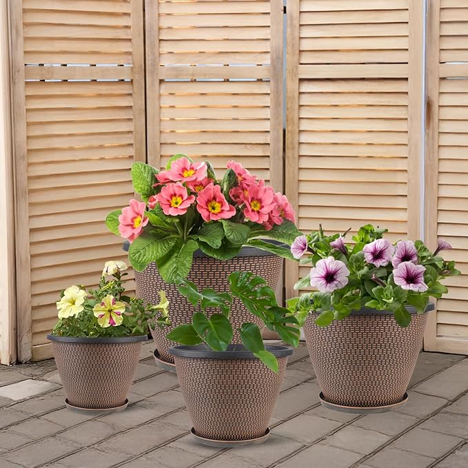 16 inch Plant Pots, Large Planters for Outdoor Plants Set of 4, Round Plastic Flower Pots with Drainage Holes & Trays, Modern Decorative Indoor Garden Pot, Plant Container for House (Black Copper) Svxtoby