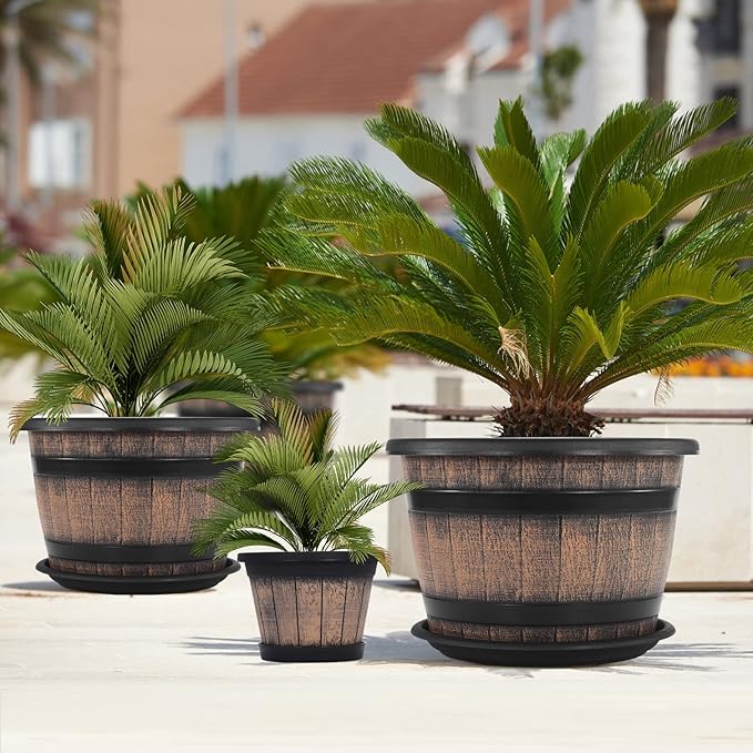Quarut Plant Pots Set of 3 Pack 9 inch,Whiskey Barrel Planters with Drainage Holes & Saucer.Plastic Decor Flower Pots Imitation Wine Barrel Design,for Indoor & Outdoor Garden Home Plants (Brown) Quarut
