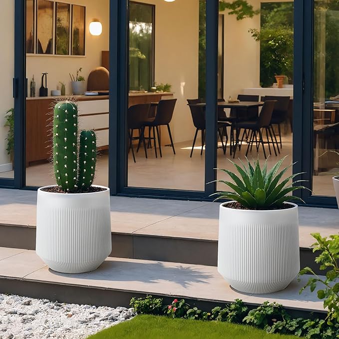 Plant Pots，Set of 2 Plastic Large Pots for Indoor Plants,Flower Pots Outdoor Planters with Drainage Hole and Seamless Saucer,(White 12Inches) Rootora