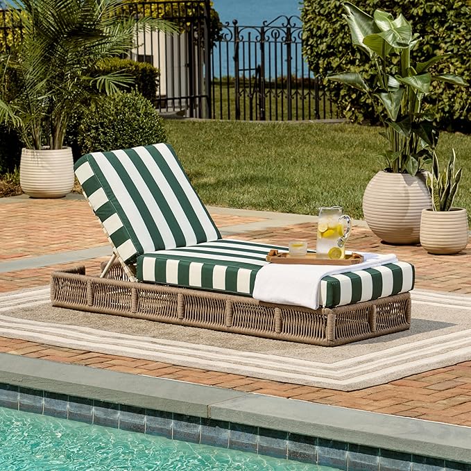 SAFAVIEH Outdoor Collection Gillian Heather Tan & Hunter Green Stripe Chaise Lounge Chair (Fully Assembled) SAFAVIEH