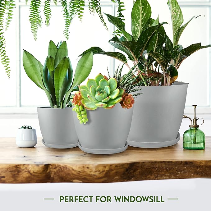 Utopia Home - Plant Pots Indoor with Drainage - 7/6.6/6/5.3/4.8 Inches Flower Pots for Indoor Planter - 5 Pack Plastic Planters - Ideal for Stocking Stuffers or Home Christmas Decorations - Gray UTOPIAHOME