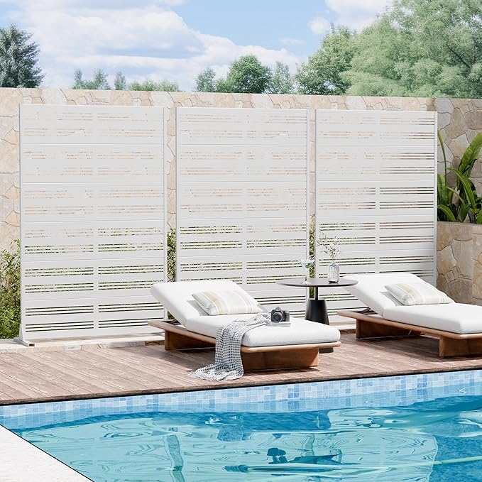 Casaphoria Metal Privacy Screen Outdoor, 72" H x 47" W Freestanding Decorative Privacy Screen for Patio Deck Balcony Garden with Stable Base, White-Harold Casaphoria