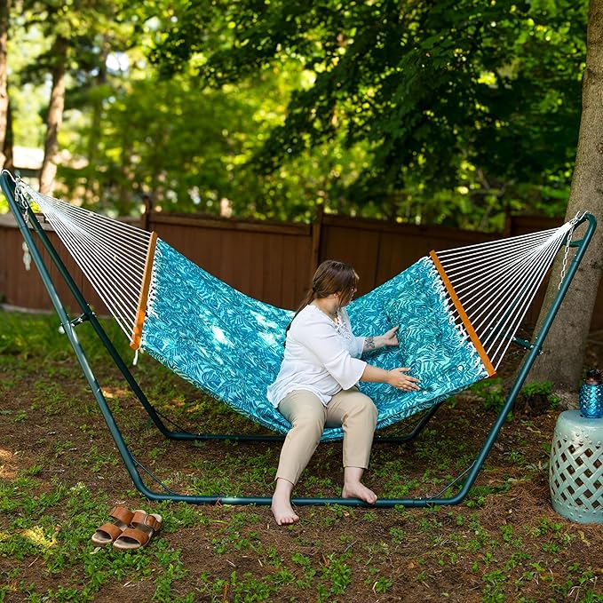 Sunnydaze Quilted Outdoor Hammock with Spreader Bars - Heavy-Duty 450-Pound Capacity Double Hammock for Outside - Cool Blue Tropics SunnydazeDecor