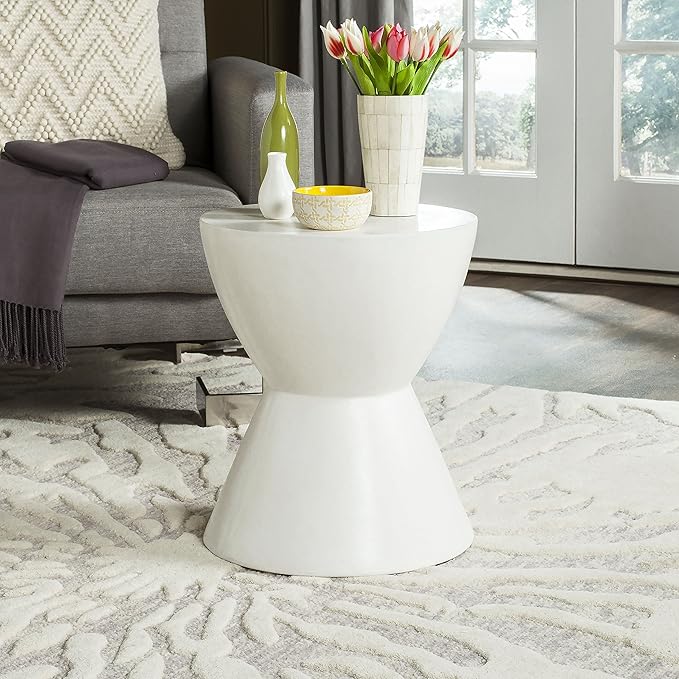 Safavieh Outdoor Collection Athena Modern Concrete Dark Grey Round 17.7-inch Accent Table SAFAVIEH