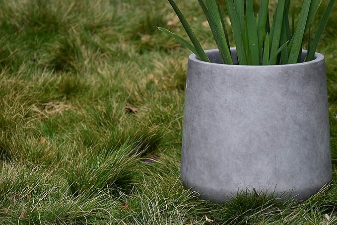 Kante 15.3" Dia Round Concrete Planter, Outdoor Indoor Large Plant Pots Containers with Drainage Hole and Rubber Plug for Home Garden Patio, Natural Concrete Kante