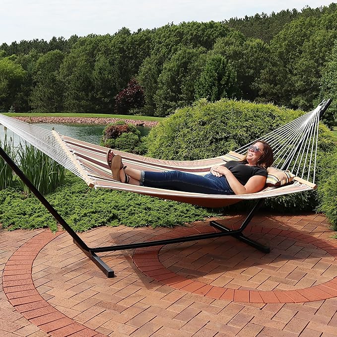 Sunnydaze Quilted Outdoor Hammock with Spreader Bars - Heavy-Duty 450-Pound Capacity Double Hammock for Outside - Sandy Beach SunnydazeDecor